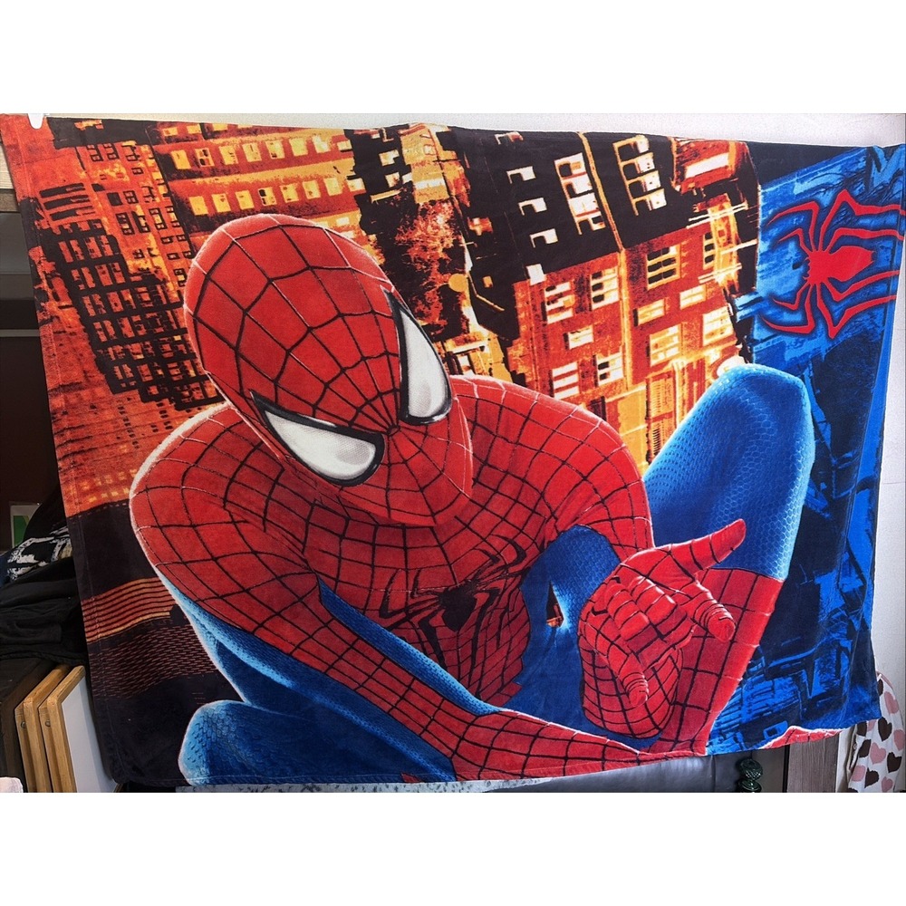 Marvel Spiderman 2 Movie Fleece Oversized Throw/Blanket  - 59"x 78"